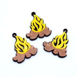 Pingente de Acrílico / 25X20mm - Fogueirinha Tema Junino (Unidade)