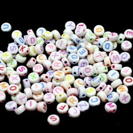 Conta Plástica Leitosa Fosca / 7mm - Letras Cores Diversas (20 gramas) 