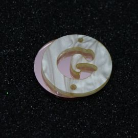Placa em Acrílico Perolada / 3cm - Redondo - Letra Vazada - 2 Furos (PAR) - Rosa-G