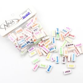 Pastilha de Plástico / 7x15mm - Palavras em Inglês - Cores Diversas (20 gramas) - Branco