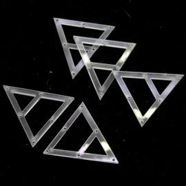 Pingente de Acrílico  / 35X34mm - Base Triangular (1 par)