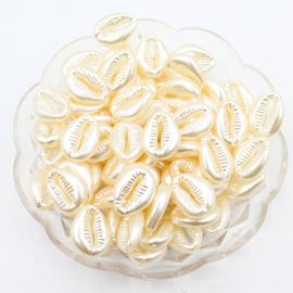 Entremeio Perolado / 18x13mm - Búzio com Furo Passante (10 gramas)- Rosê 